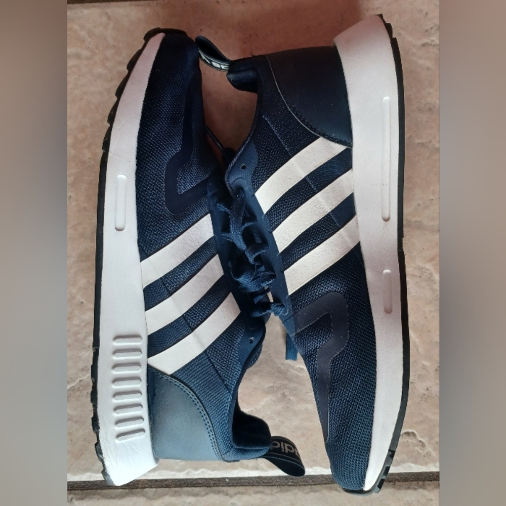 Adidas tennies for men